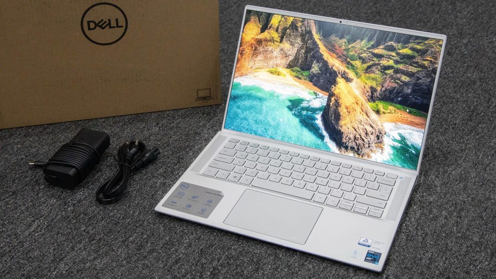 Dell inspiron 7400 8556 обзор